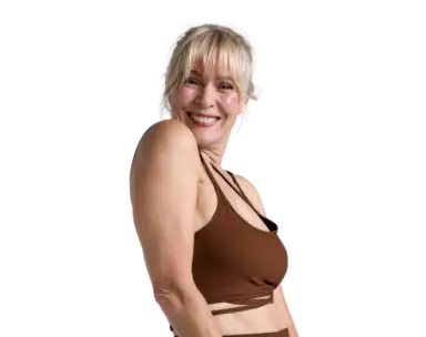 Mulher madura (50+ anos) fazendo Pilates